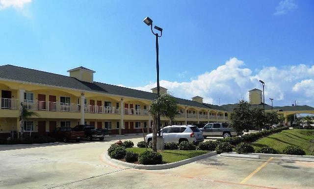 Scottish Inn And Suites Baytown Dış mekan fotoğraf