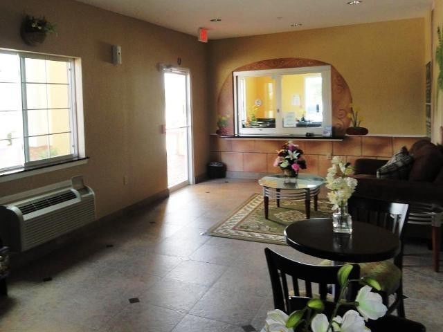 Scottish Inn And Suites Baytown Dış mekan fotoğraf